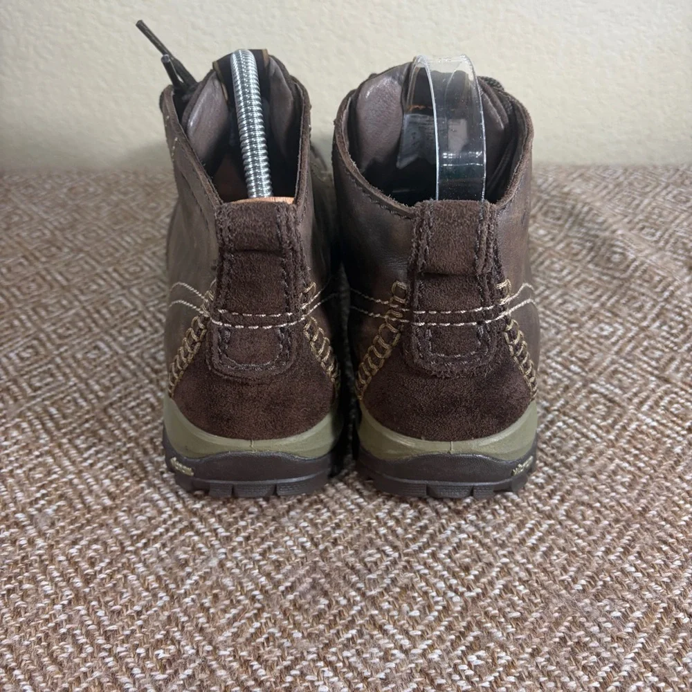 Merrell Men’s InBound Chukka Boot Brown Vibram Sole Sz 9 Outdoor Comfy Gorpcore